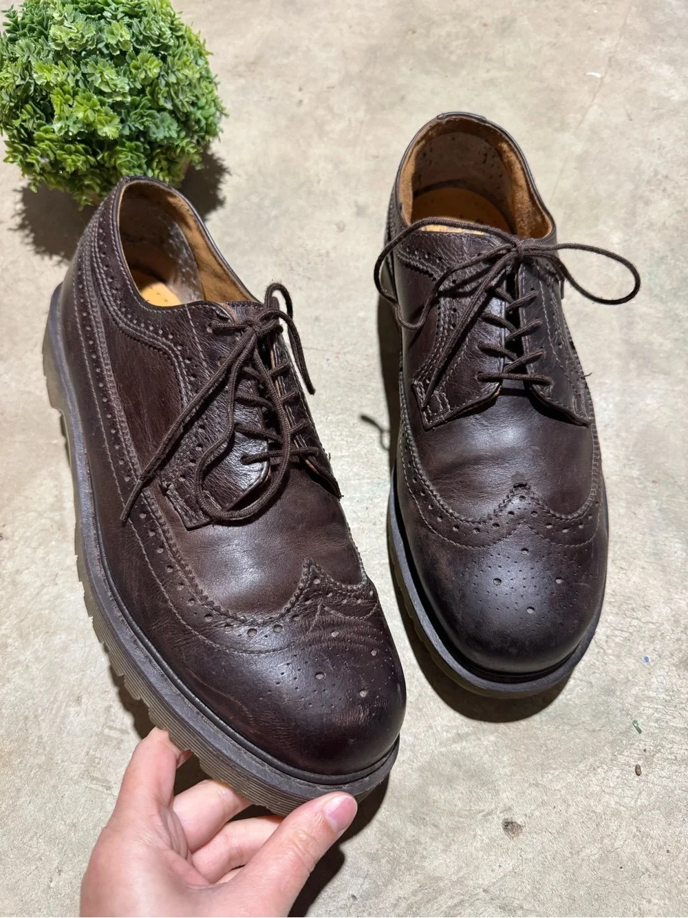 Dr Marten 14870 Brogue Wingtip Oxford Shoes Men Size 12 Leather Chunky Lug Sole
